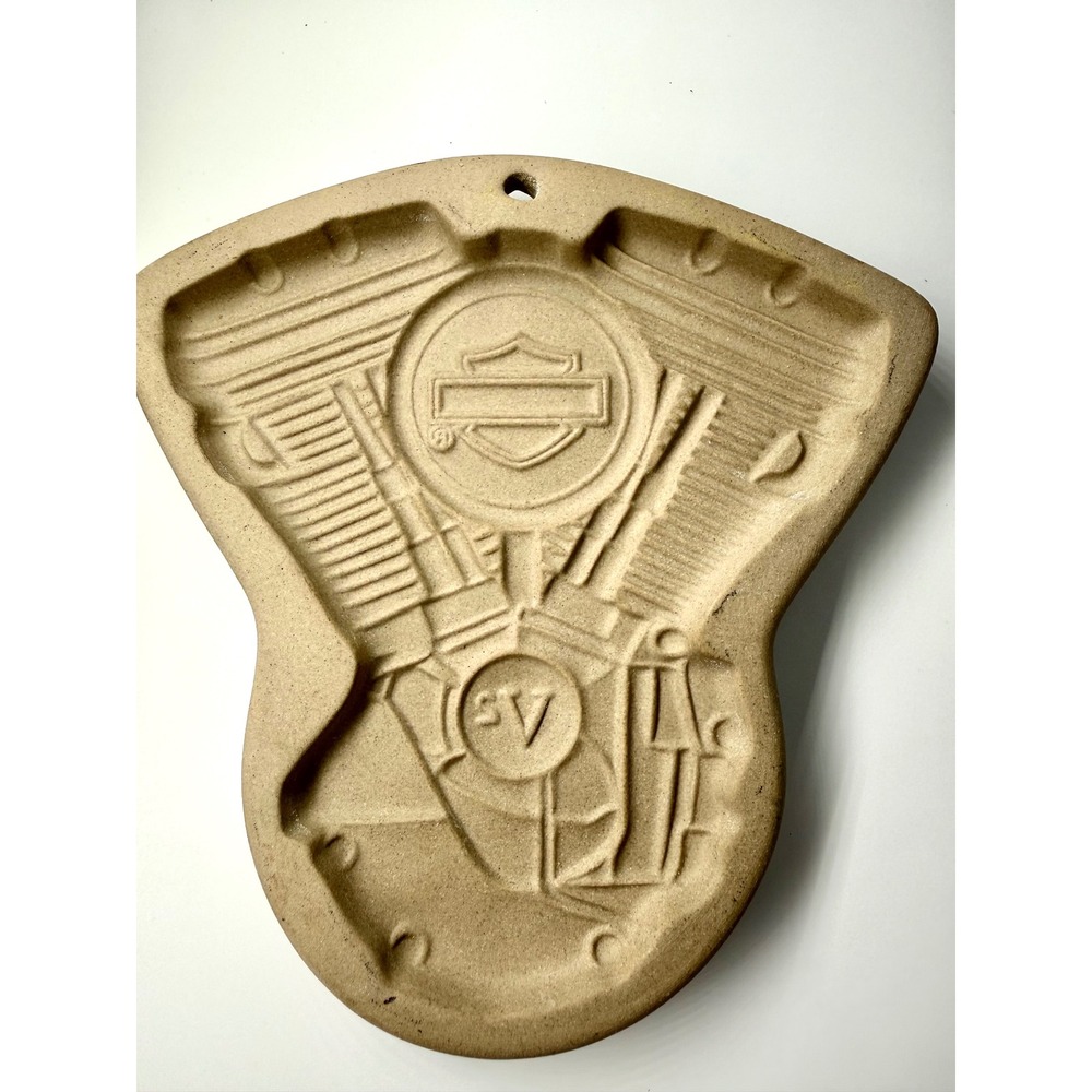 Harley Davidson Cookie Mold Wall Decor Tan Excellent 1992 V-Twin Engine USA Made
